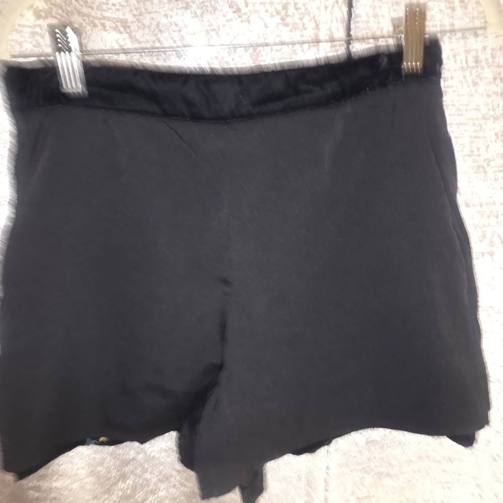 Zara Terez Black High Waist Floral Shorts - Picture 7 of 8
